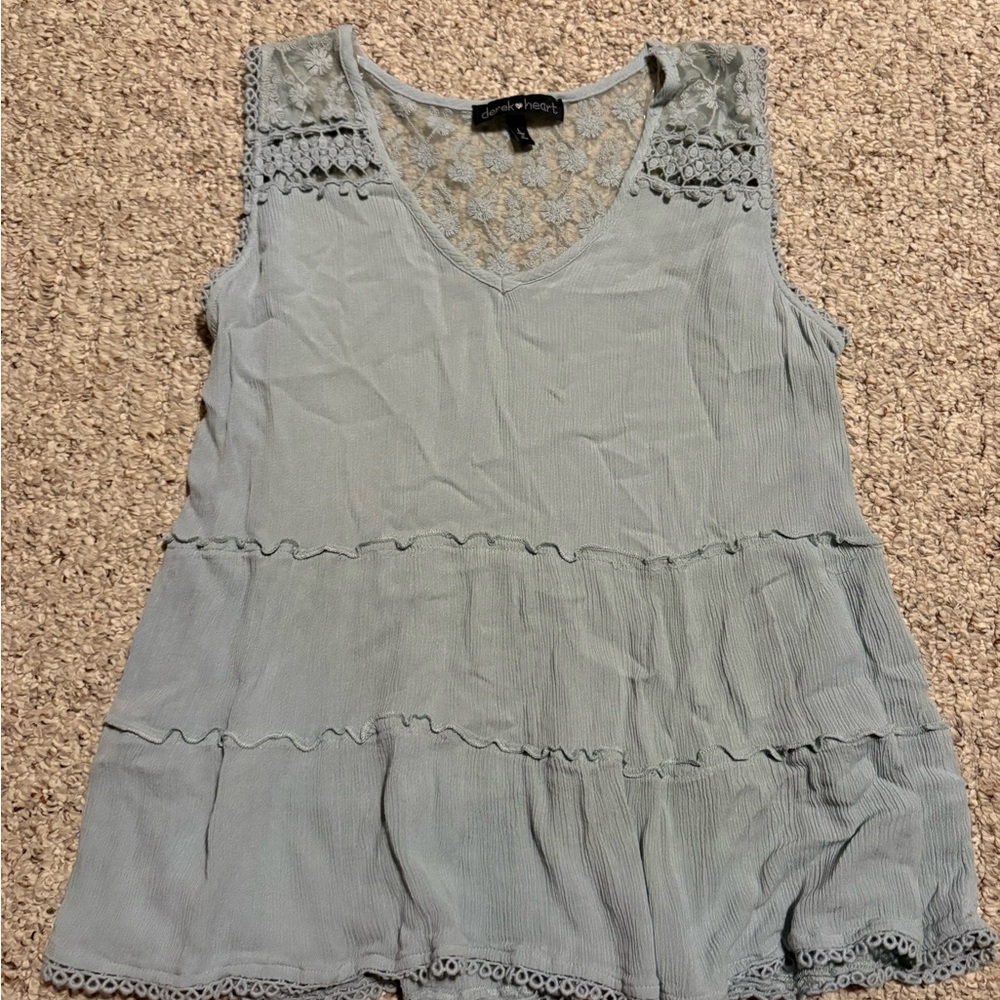 Derek Heart Lace Trim Sleeveless Blouse